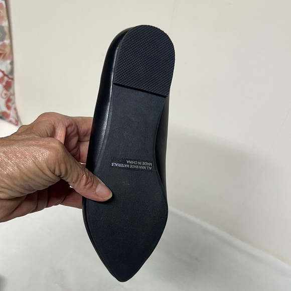 Report Black Loafers with Gold Chain Detail - Picture 8 of 10